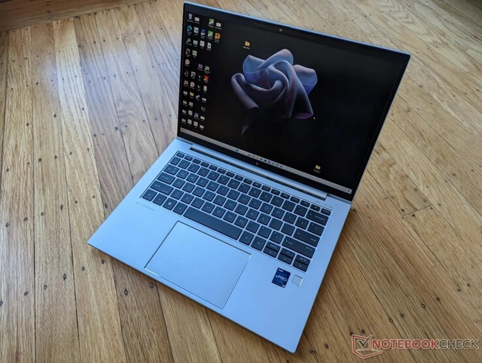 HP Elitebook 840 G9 — 1